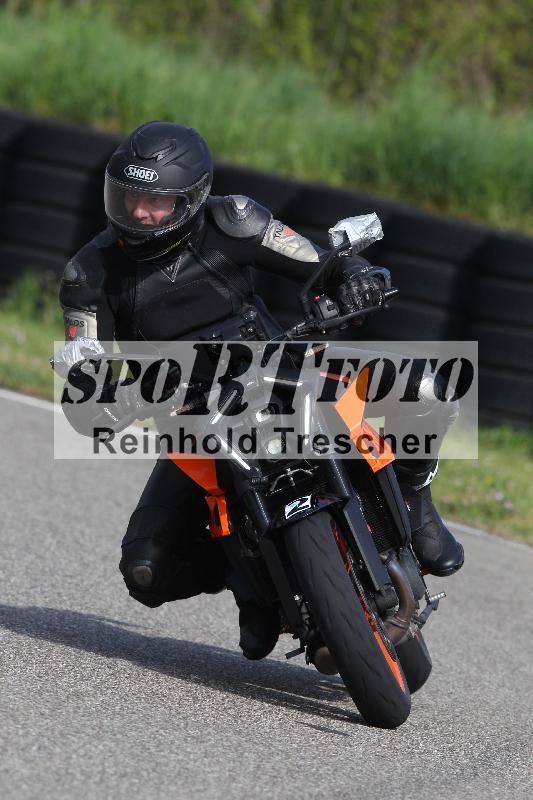 /Archiv-2025/10 23.04.2025 Cornu Master School ADR/gruen-vert/2